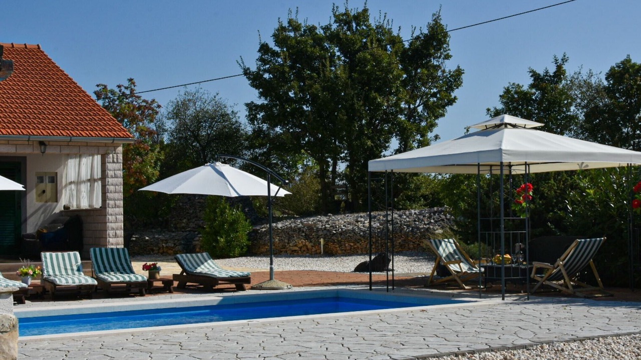 Photo of Outdoor in Bristane