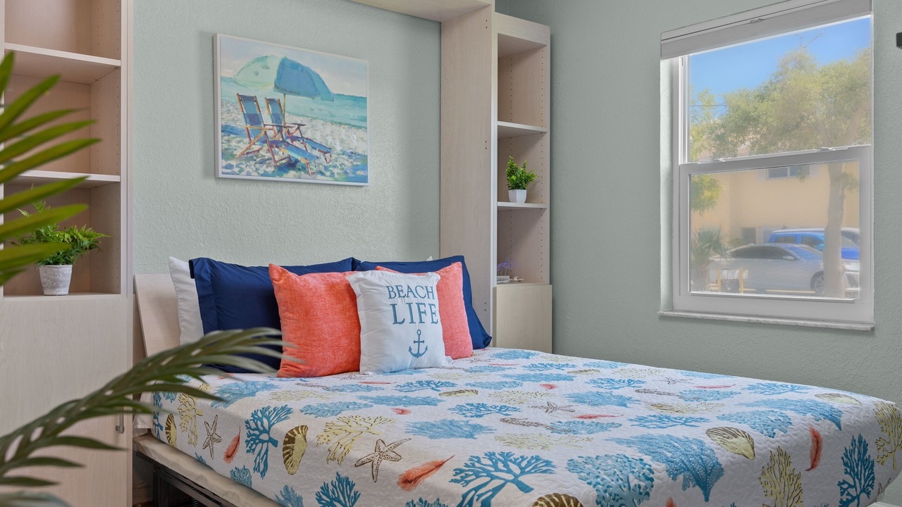 Photo of Bedroom in Cocoa Beach