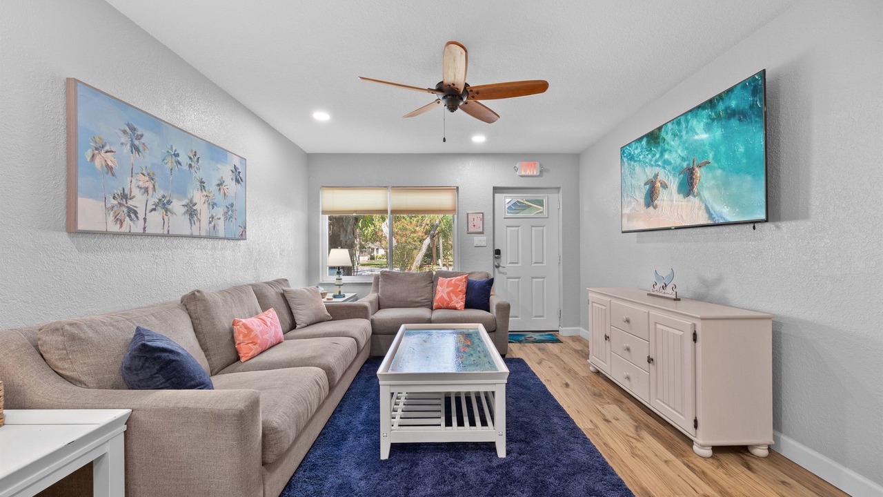 Photo of Livingroom in Cocoa Beach
