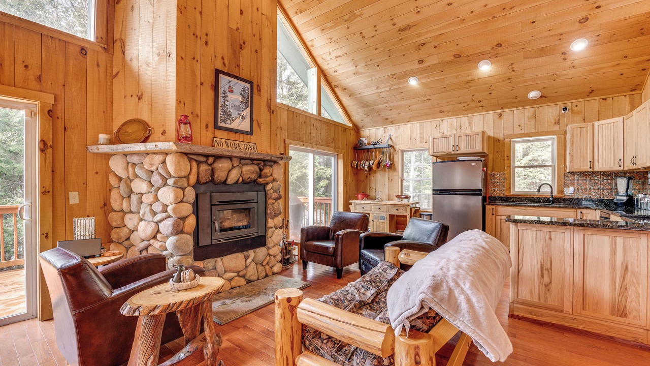 Photo of Livingroom in Thornton