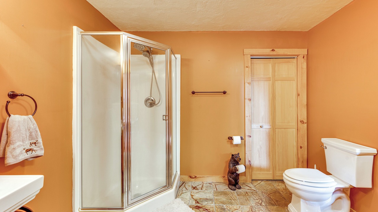 Photo of Bathroom in Thornton