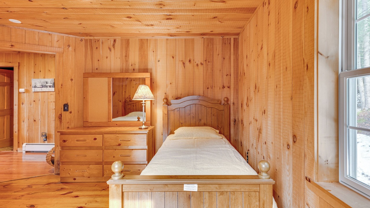 Photo of Bedroom in Thornton