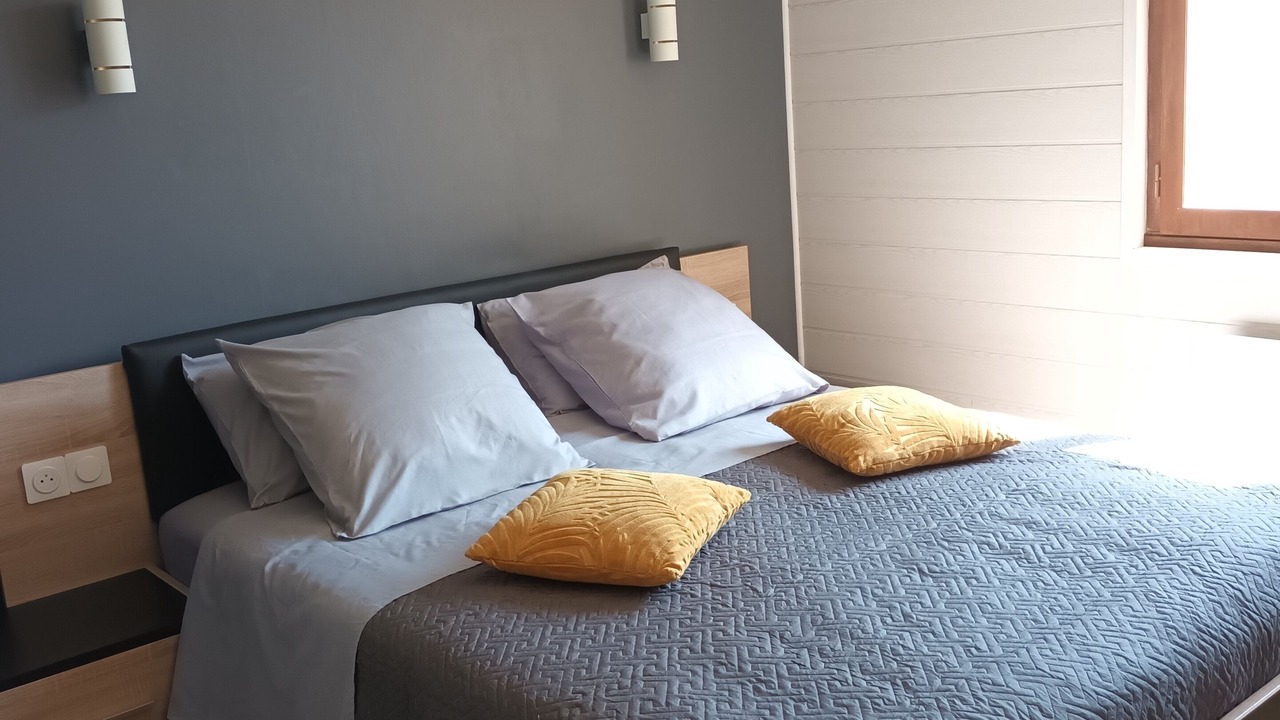 Photo of Bedroom in Cloyes-sur-le-Loir