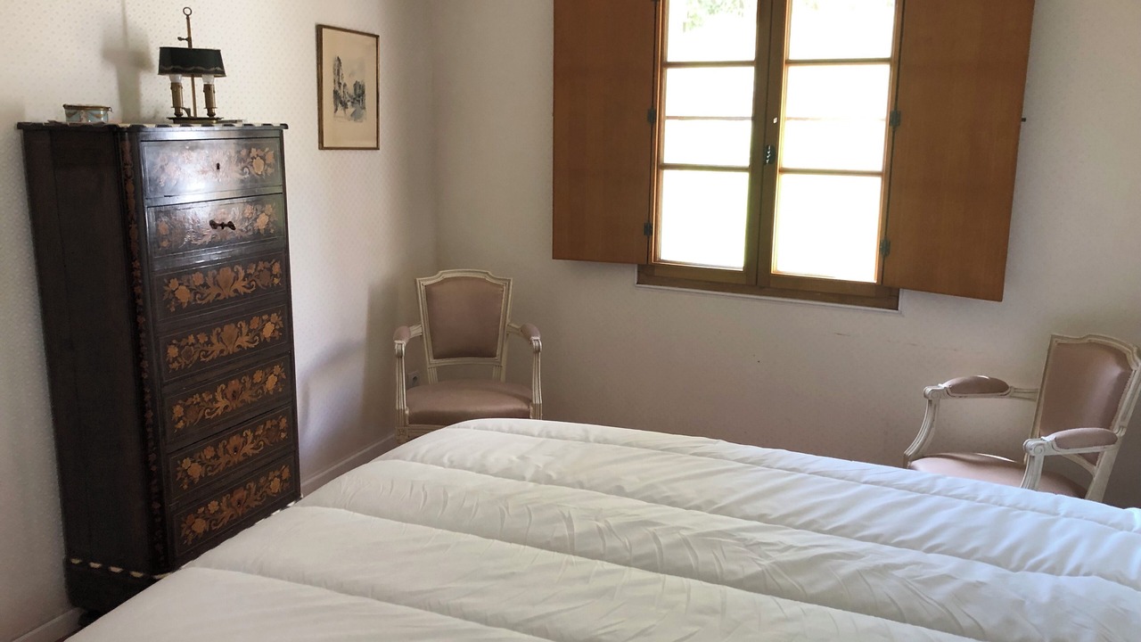 Photo of Bedroom in Moux-en-Morvan