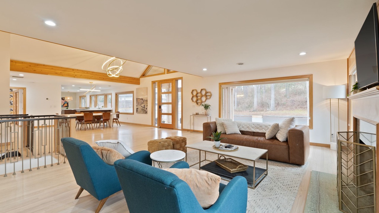 Photo of Livingroom in Cliff - Cannon