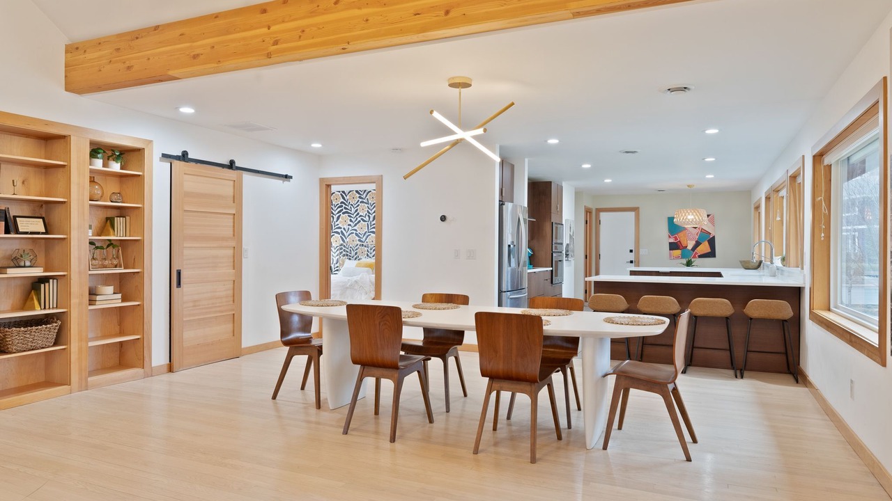 Photo of Livingroom in Cliff - Cannon