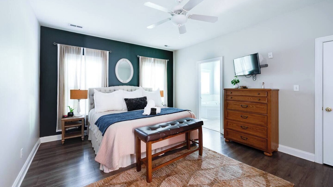 Photo of Bedroom in Lynchburg