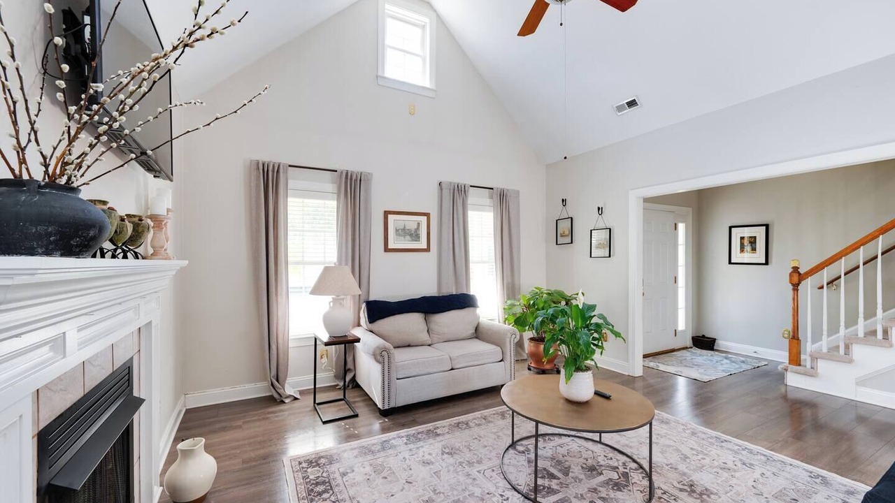 Photo of Livingroom in Lynchburg