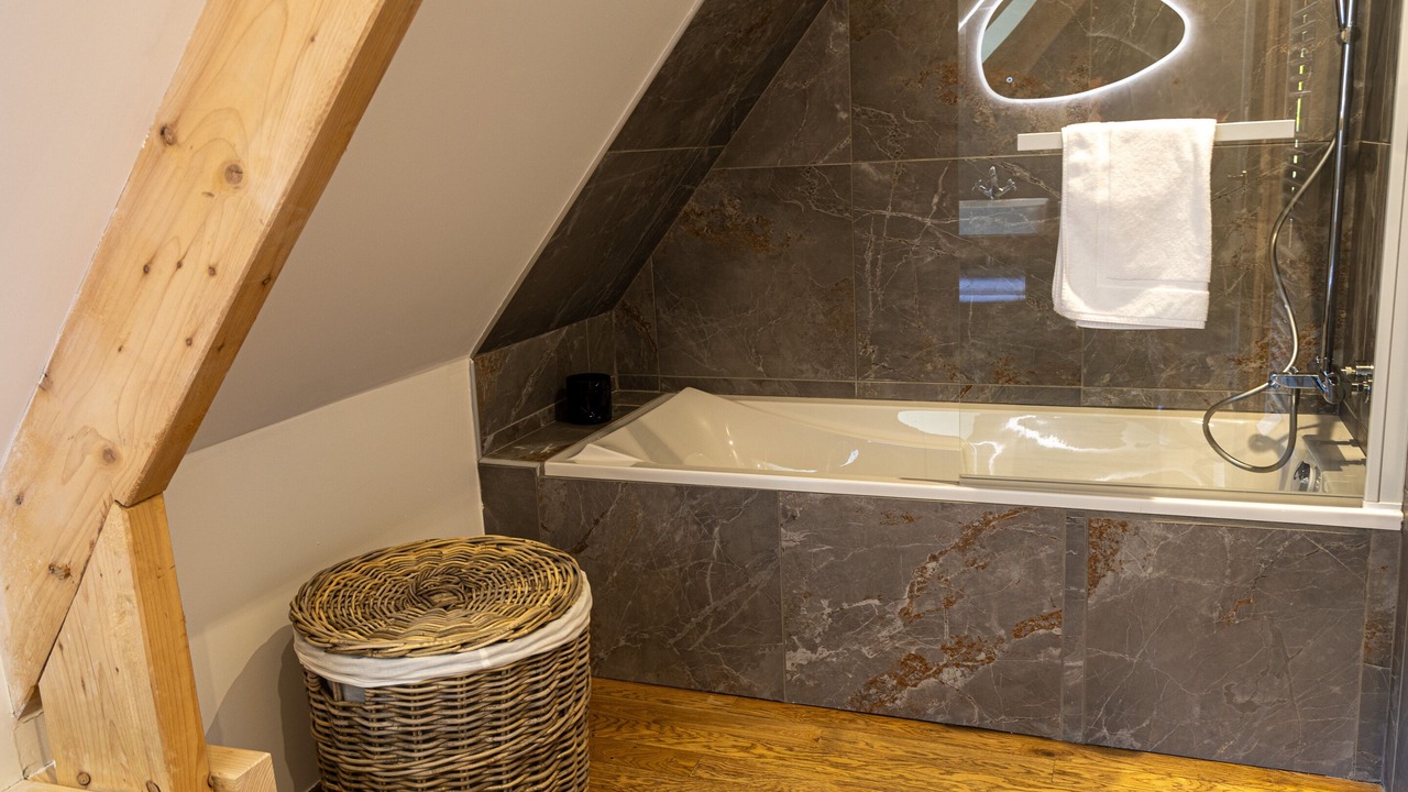 Photo of Bathroom in Angerville