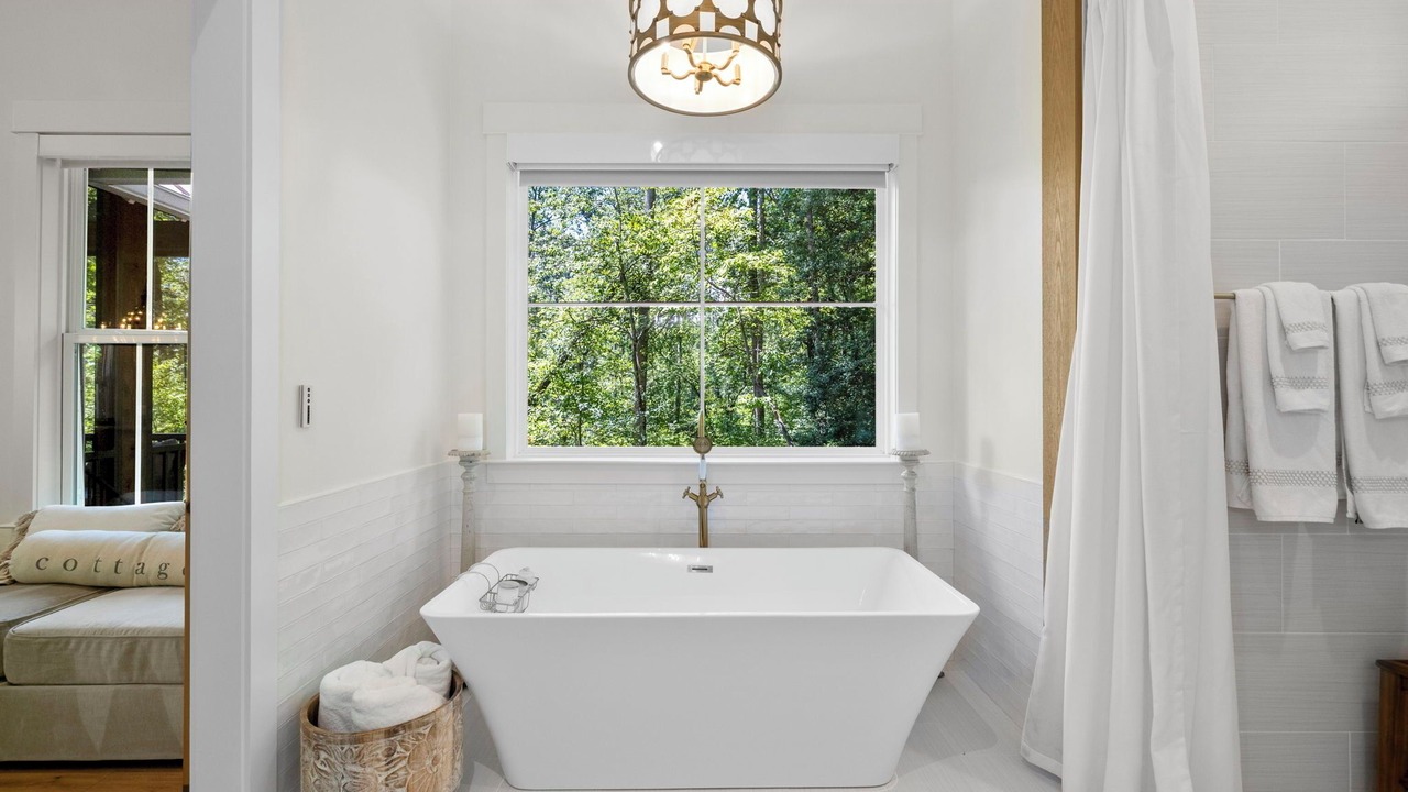 Photo of Bathroom in Taylors