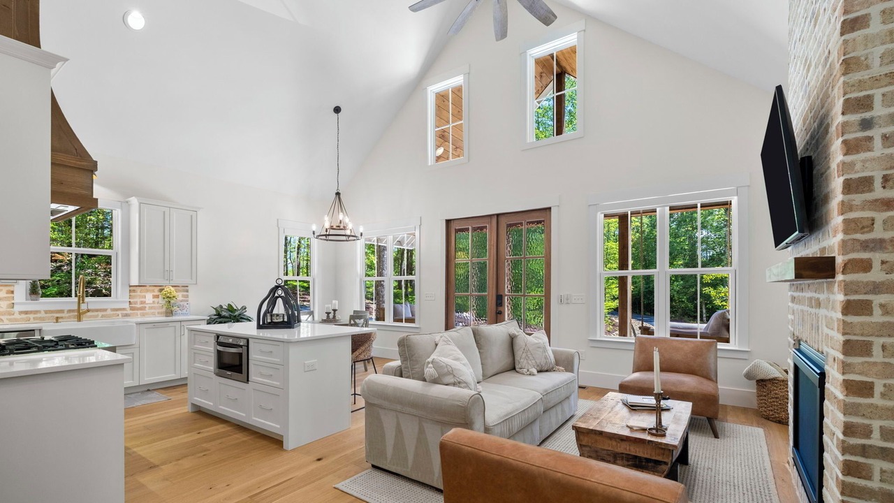 Photo of Livingroom in Taylors