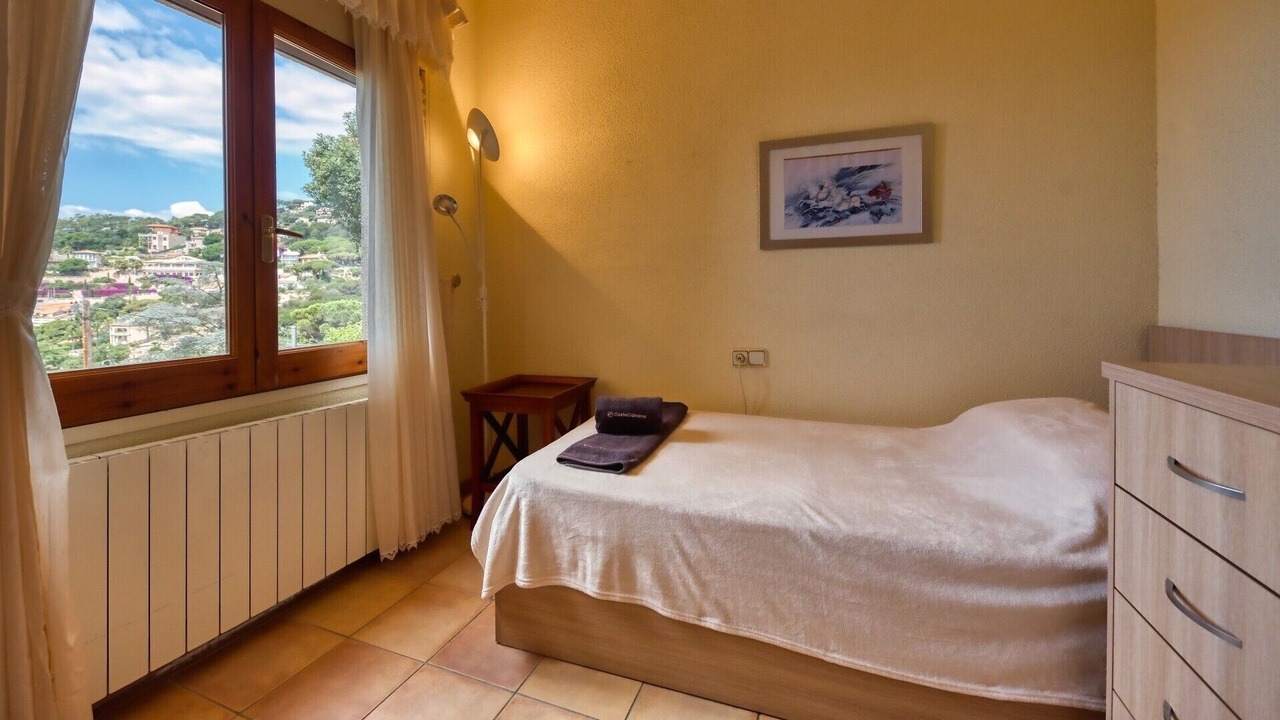 Photo of Bedroom in Lloret de Mar