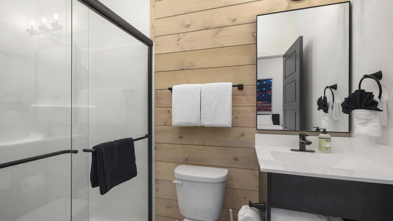 Photo of Bathroom in Branson