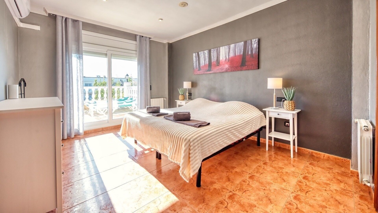 Photo of Bedroom in Lloret Town Center