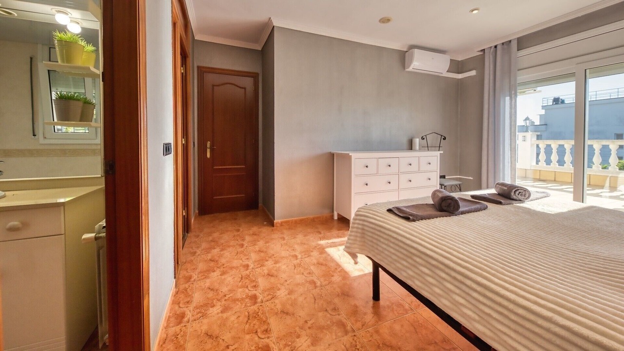Photo of Bedroom in Lloret Town Center