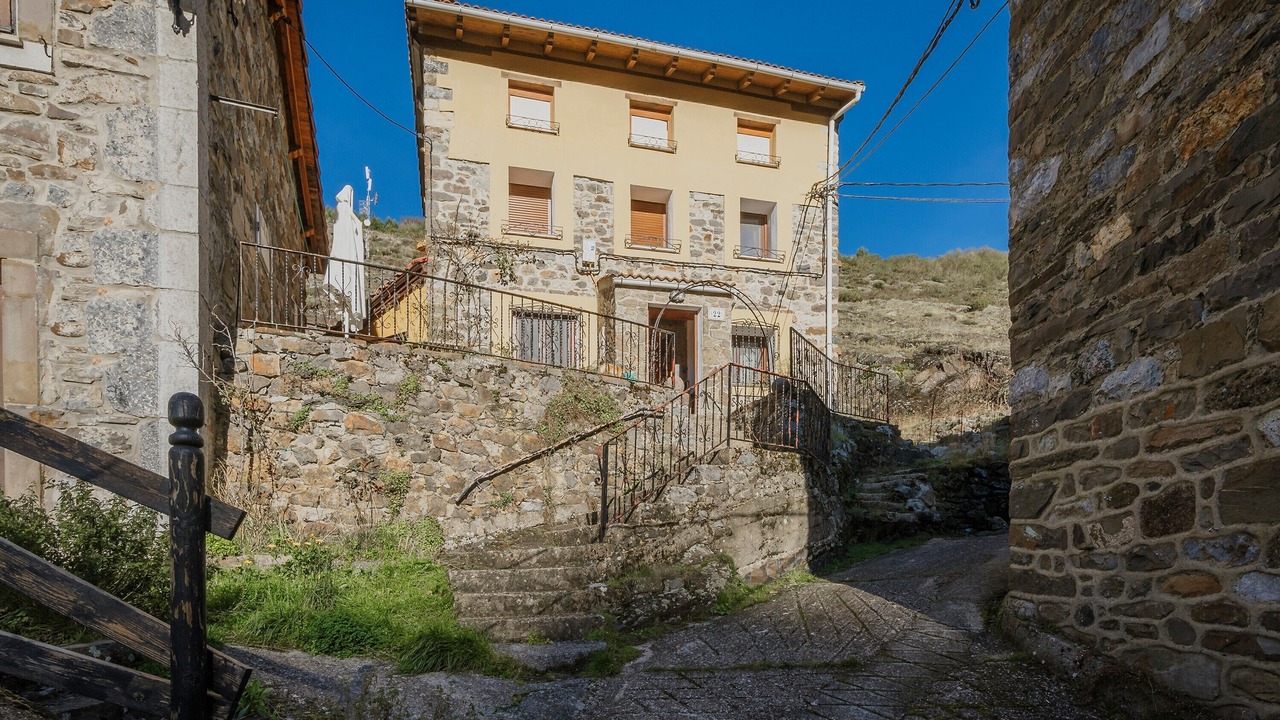 Photo of Outdoor in Llanaves de la Reina