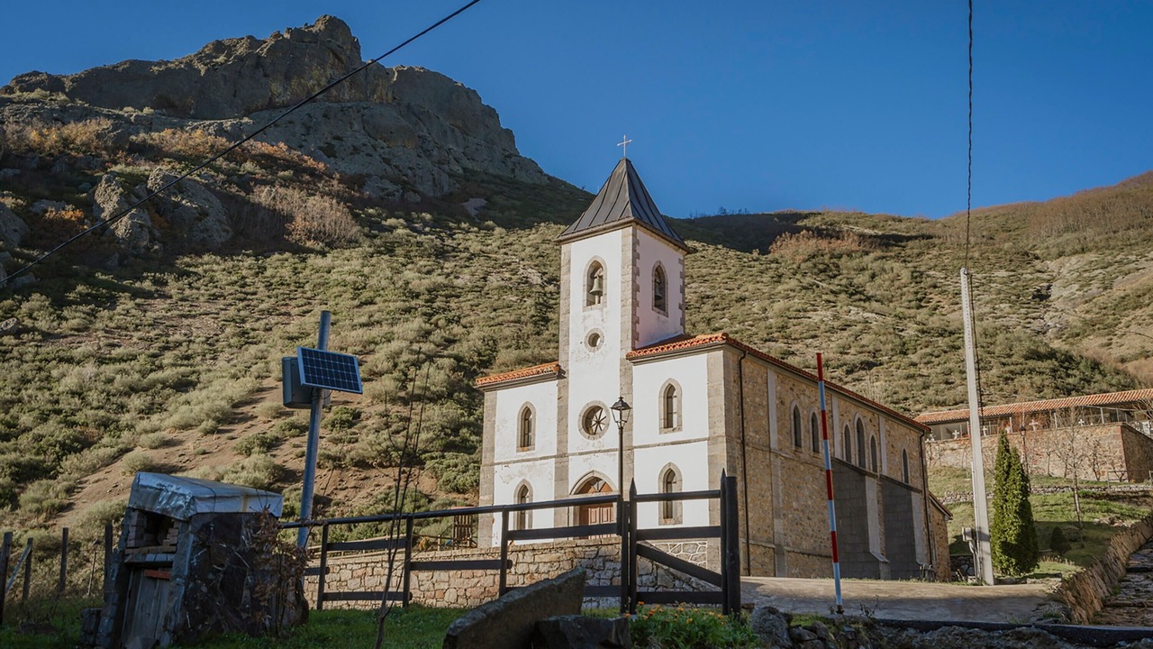 Photo of Others in Llanaves de la Reina
