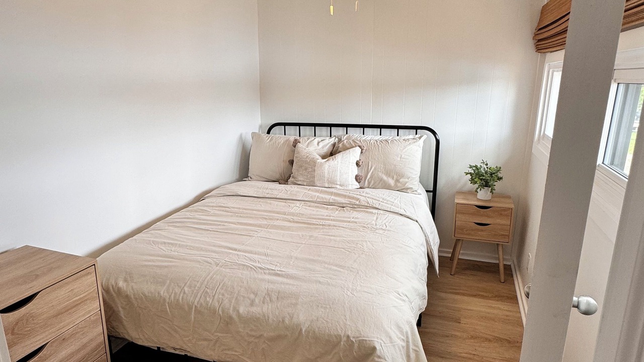 Photo of Bedroom in Laurentian Valley