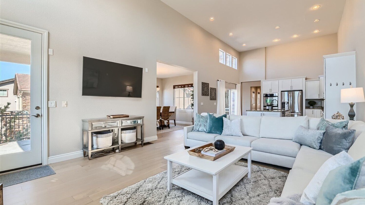 Photo of Livingroom in North Westminster