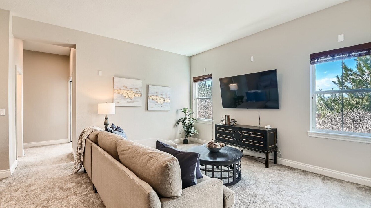 Photo of Livingroom in North Westminster