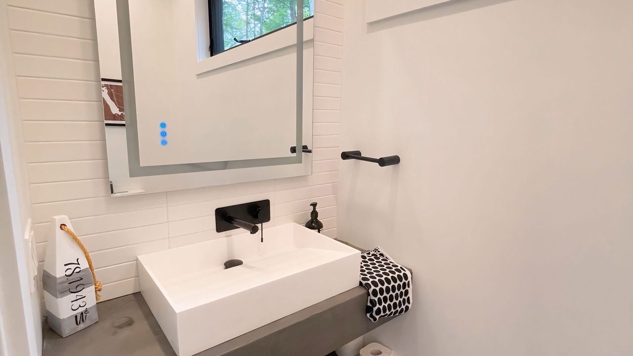Photo of Bathroom in Selwyn