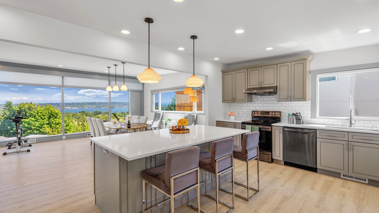 Photo of Kitchen in View Ridge