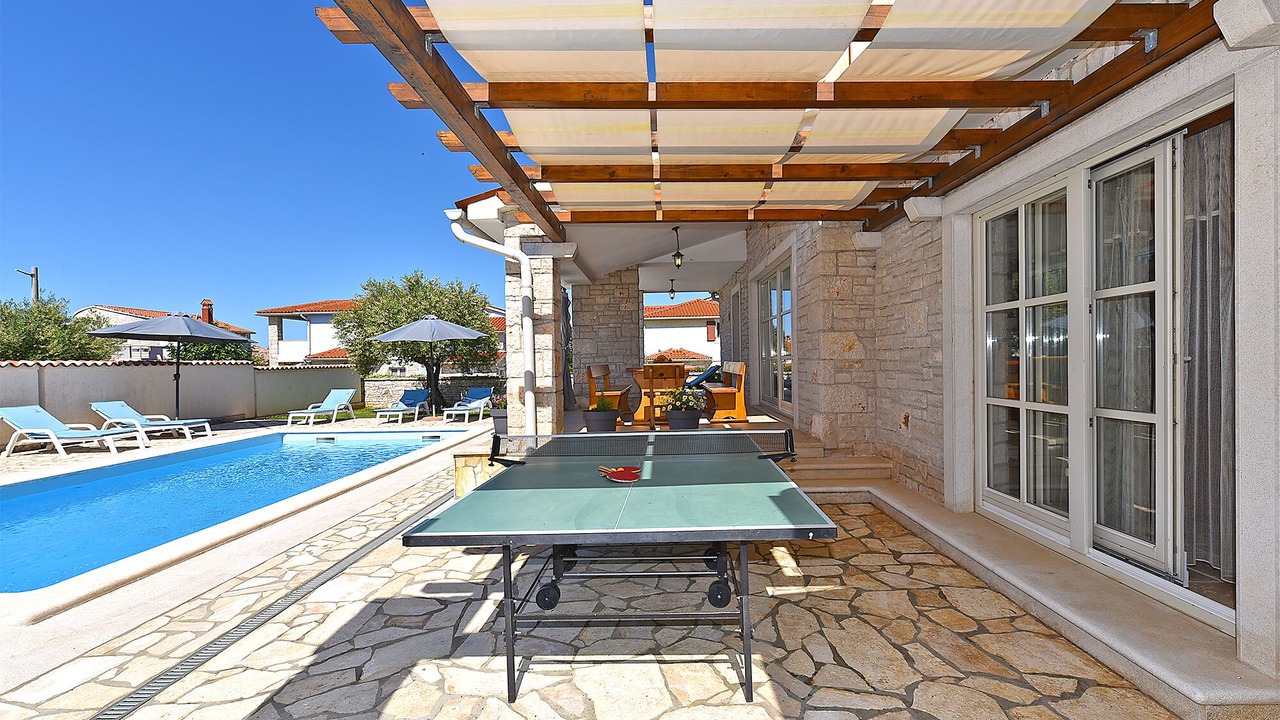 Photo of Outdoor in Gajana