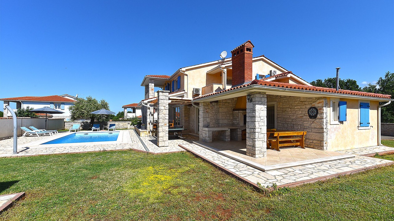 Photo of Outdoor in Gajana