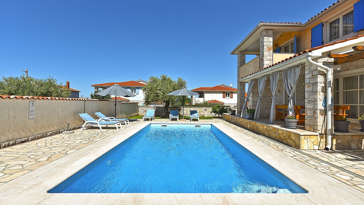 Photo of Outdoor in Gajana