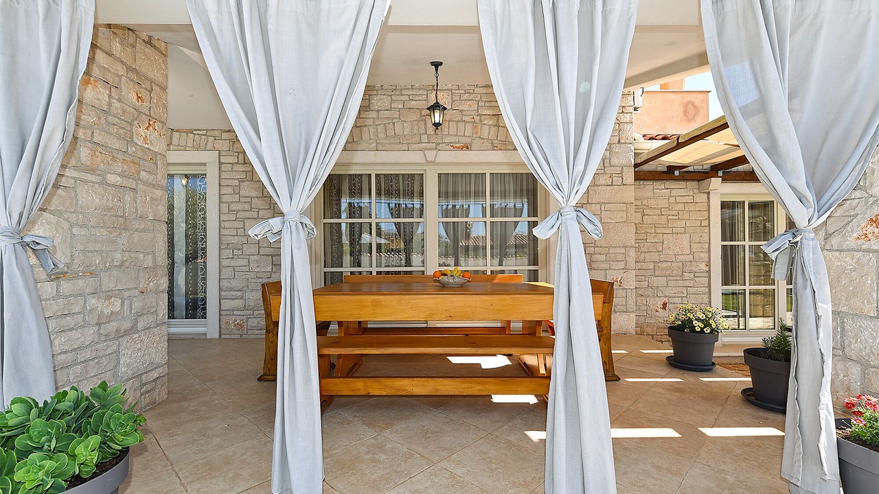 Photo of Outdoor in Gajana
