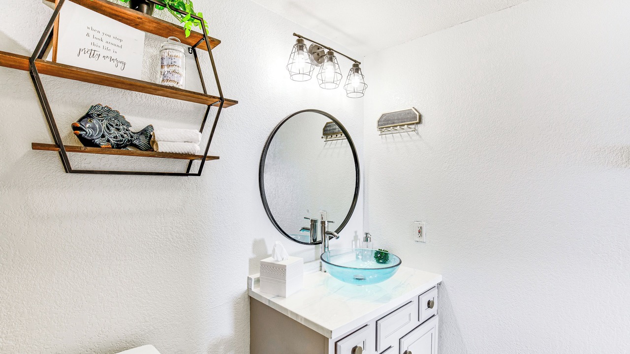 Photo of Bathroom in Newark