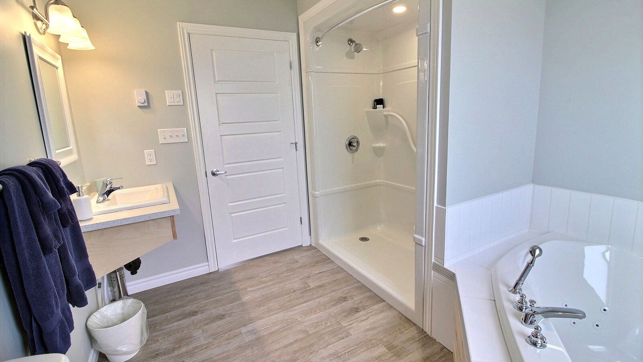 Photo of Bathroom in Green Gables