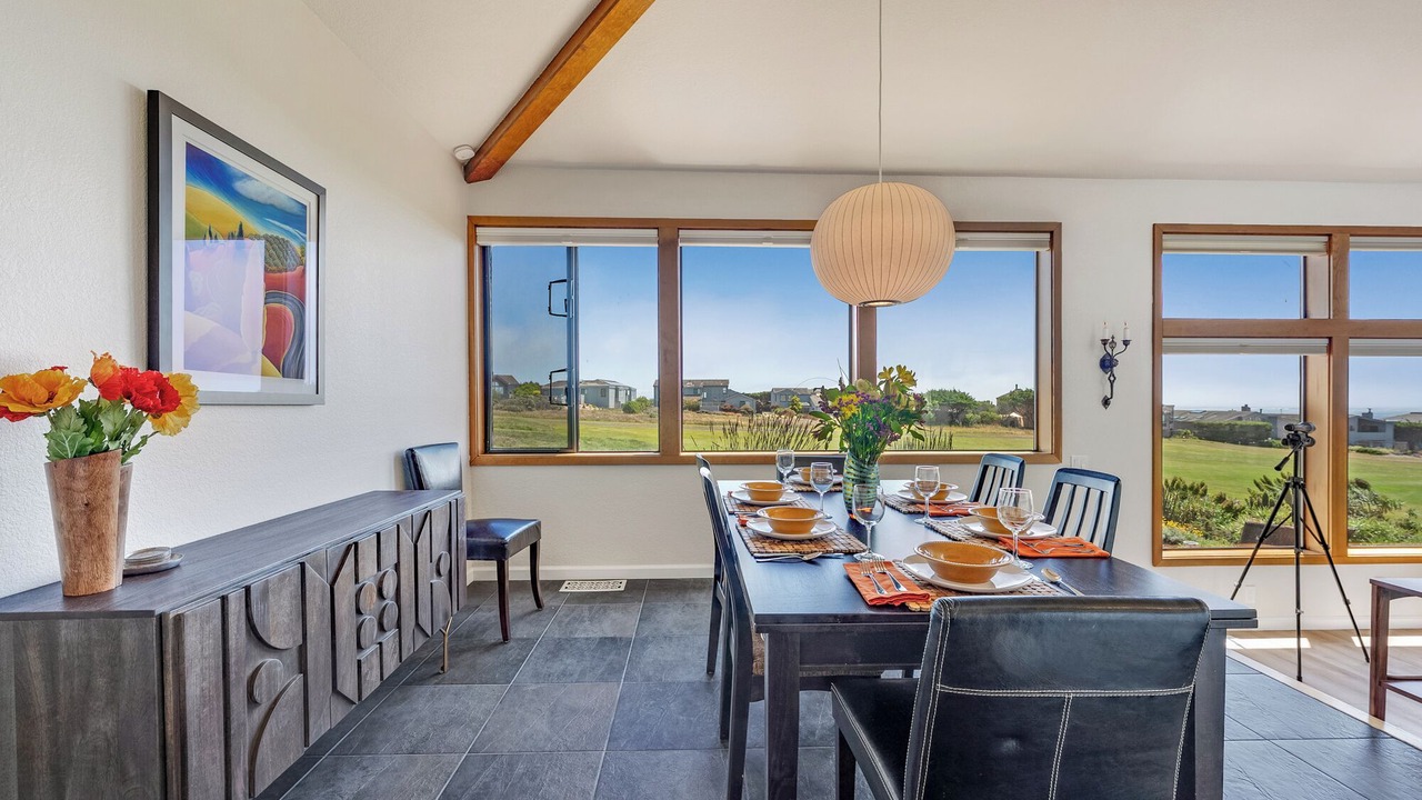Photo of Bedroom in Bodega Bay