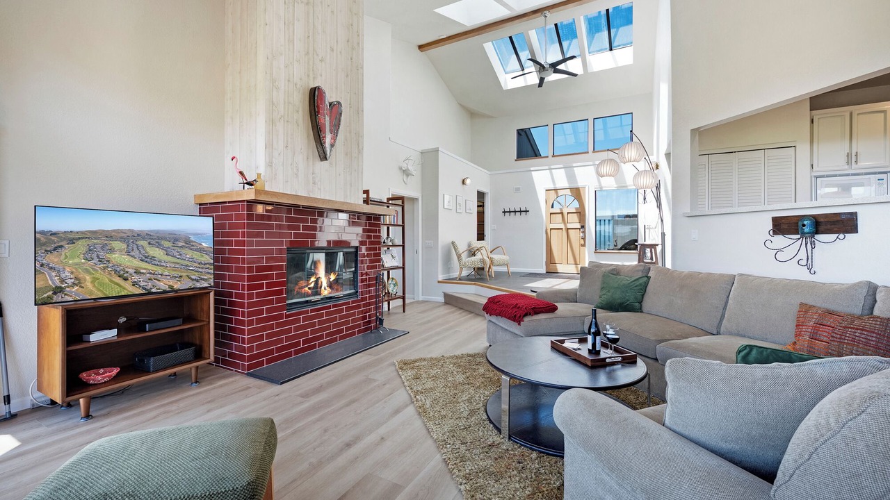 Photo of Livingroom in Bodega Bay
