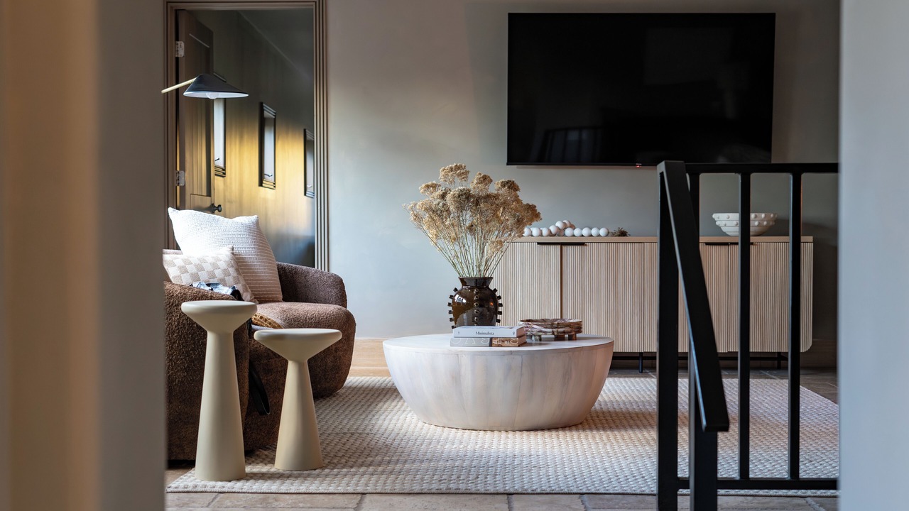 Photo of Livingroom in Hyde Park Estates