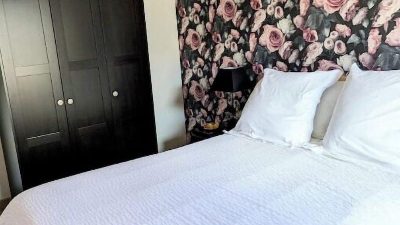 Photo of Bedroom in Angles