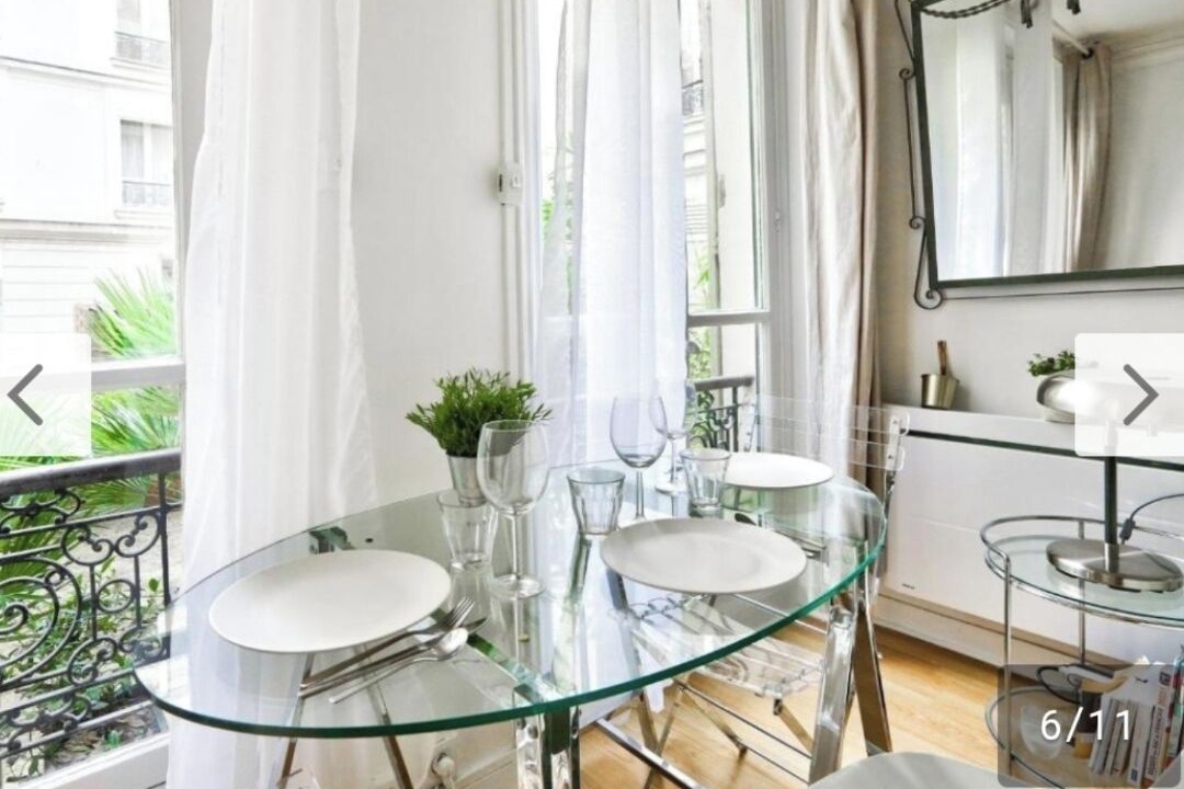 Photo of Others in Porte-Dauphine
