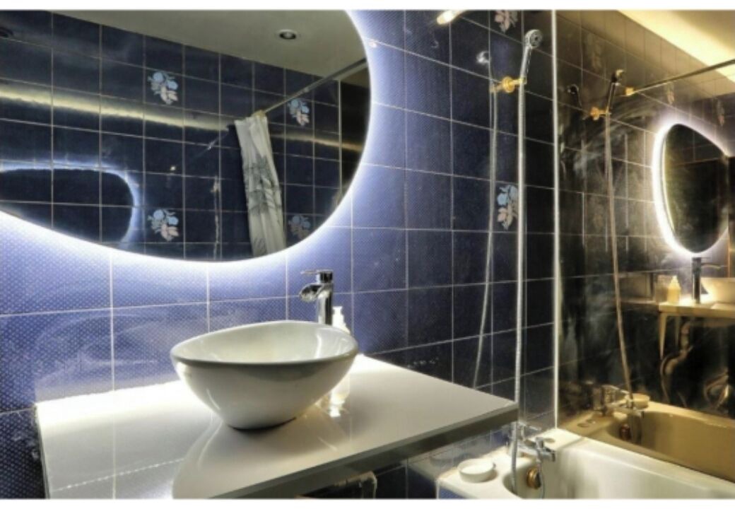 Photo of Bathroom in Porte-Dauphine
