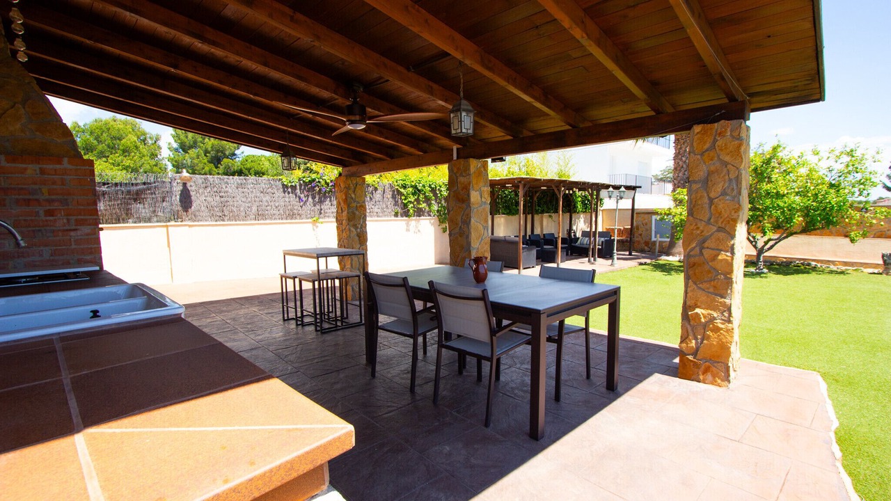 Photo of Outdoor in Creixell