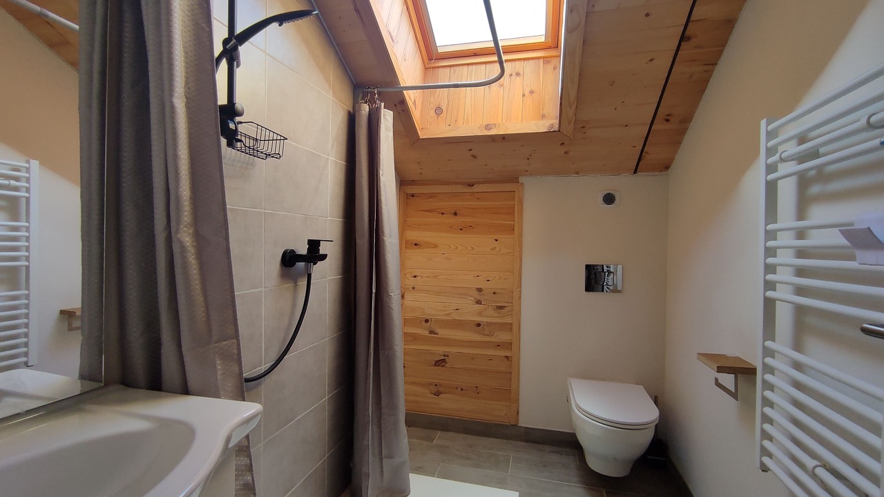 Photo of Bathroom in Saint-Nicolas-de-Veroce