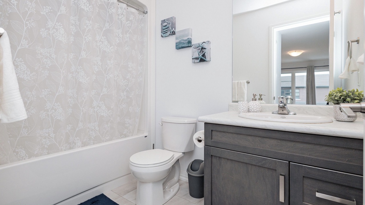 Photo of Bathroom in Niagara Falls