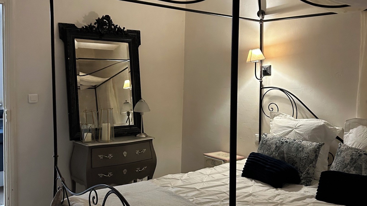 Photo of Bedroom in Causses-et-Veyran