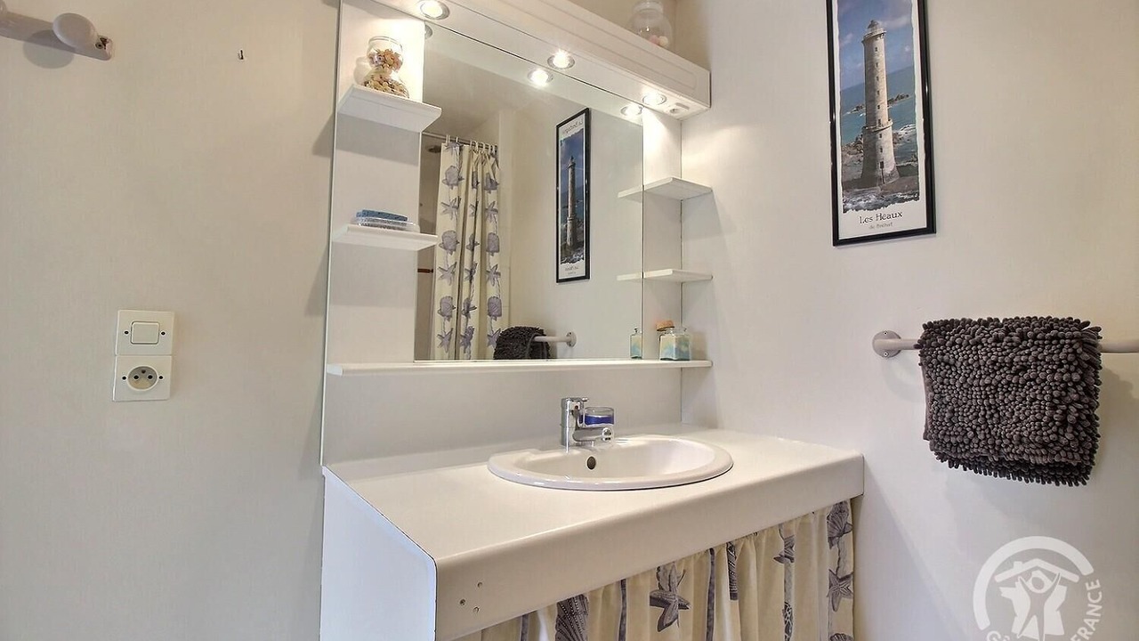 Photo of Bathroom in Pleumeur-Bodou