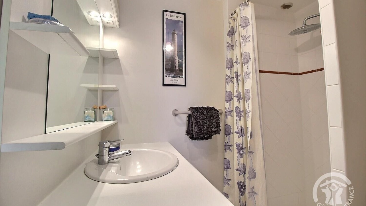 Photo of Bathroom in Pleumeur-Bodou