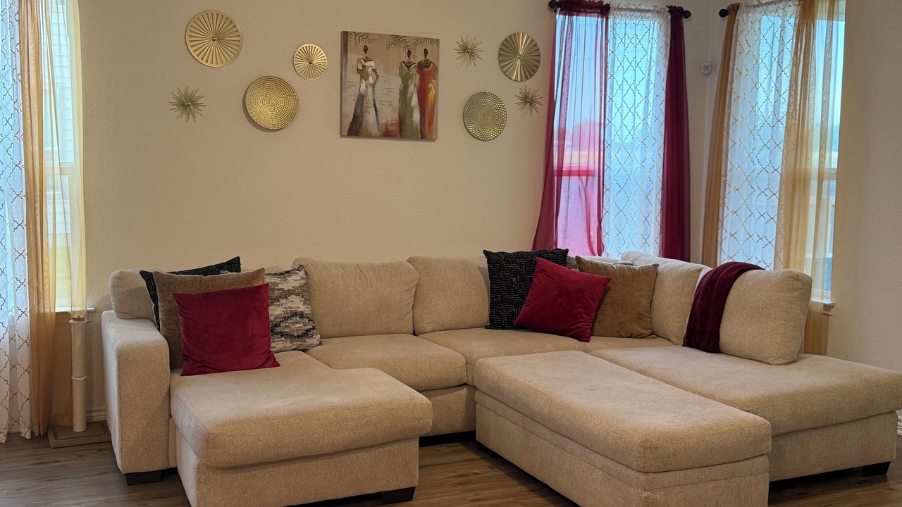 Photo of Livingroom in Seguin