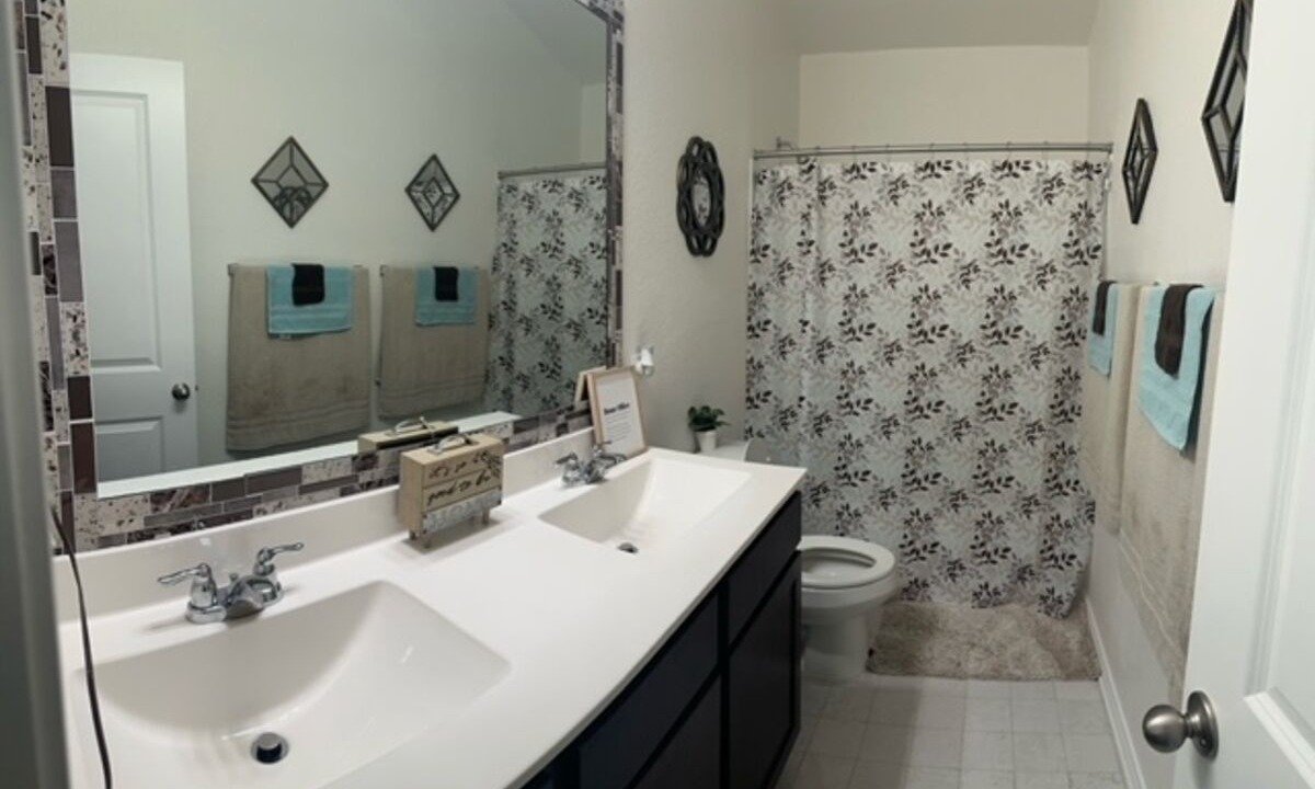 Photo of Bathroom in Seguin
