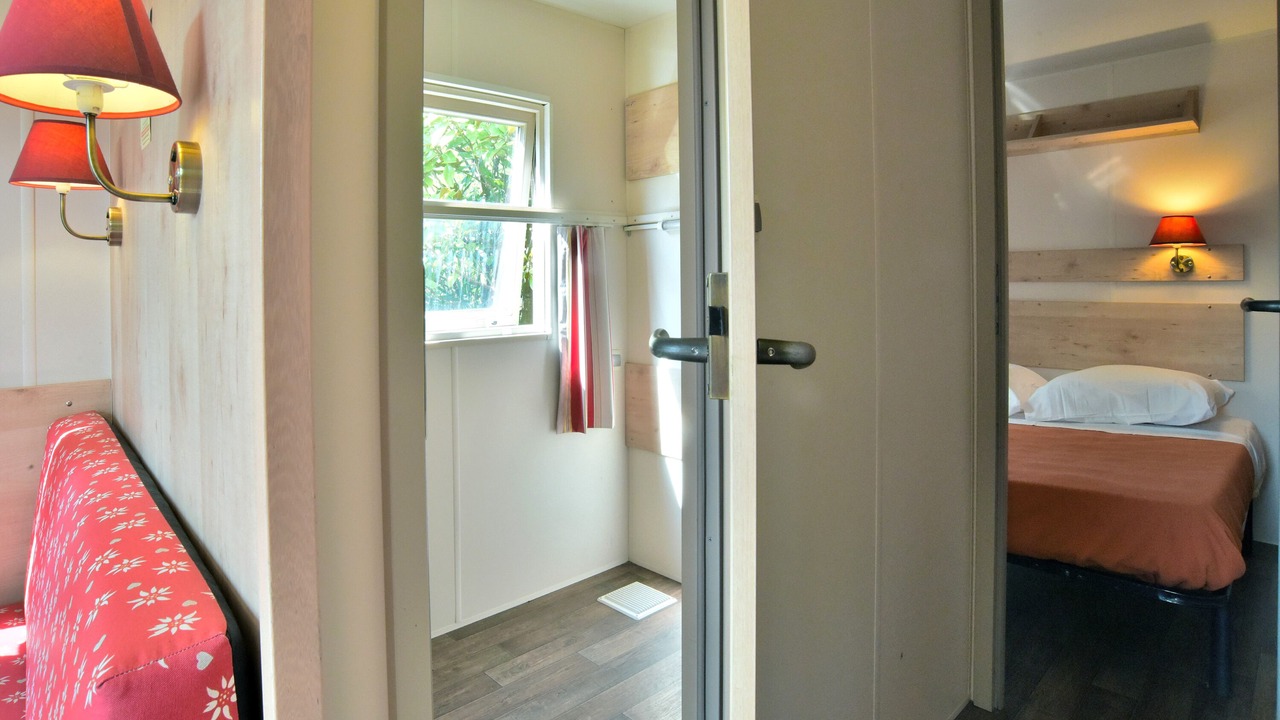 Photo of Bedroom in Baguer-Morvan