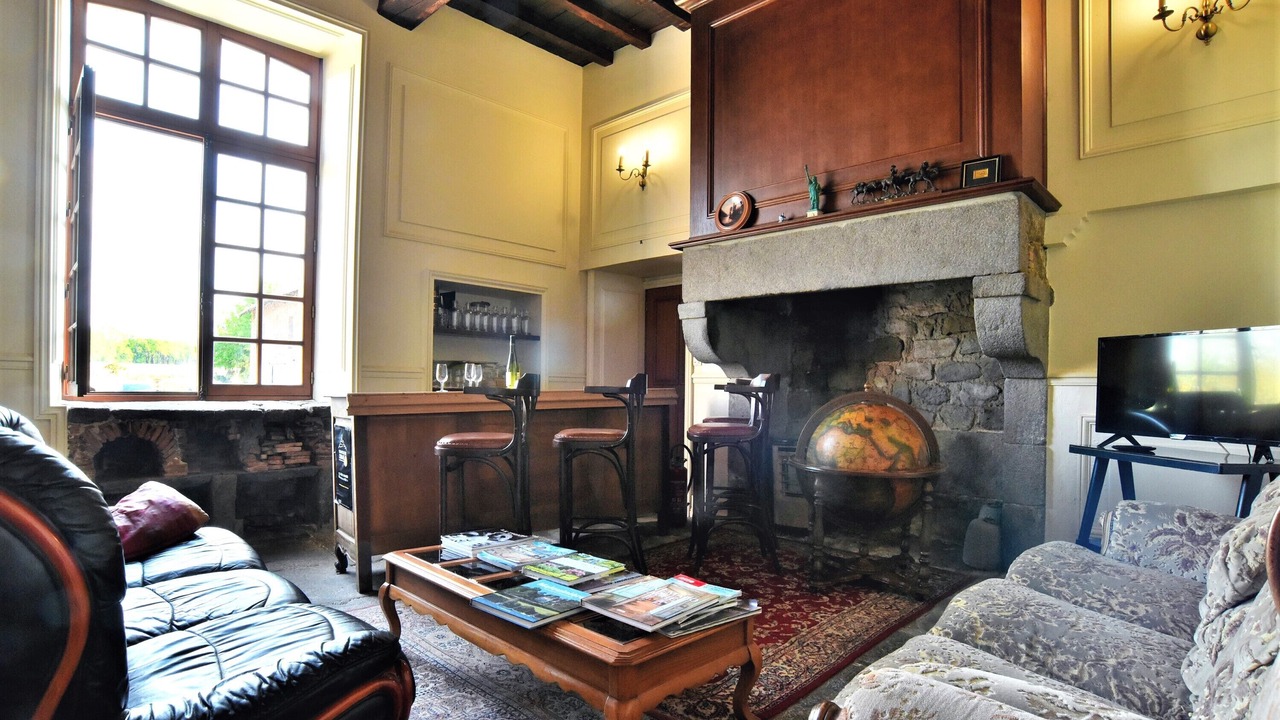 Photo of Livingroom in Baguer-Morvan