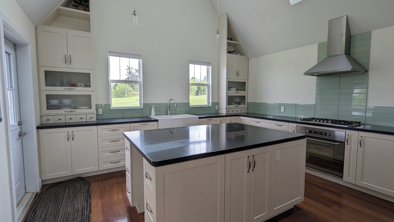 Photo of Kitchen in Charlotte's Shore