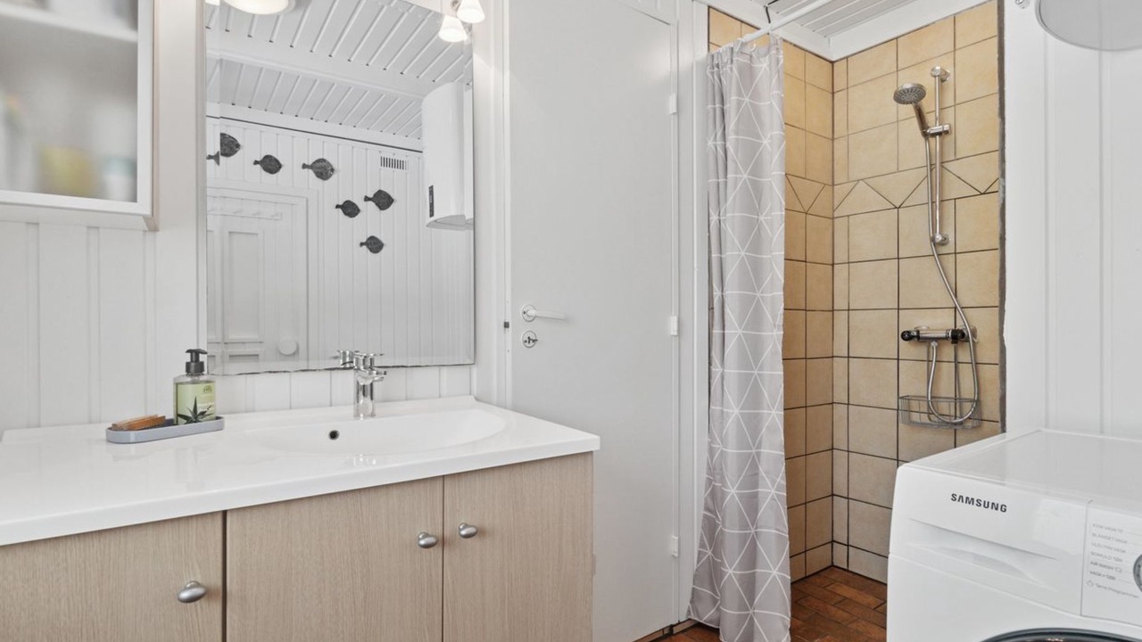 Photo of Bathroom in Ronne